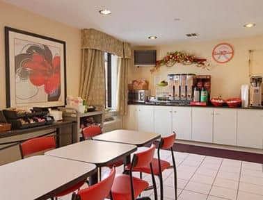 Howard Johnson Hotel Brooklyn