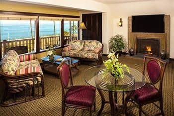 Pantai Inn