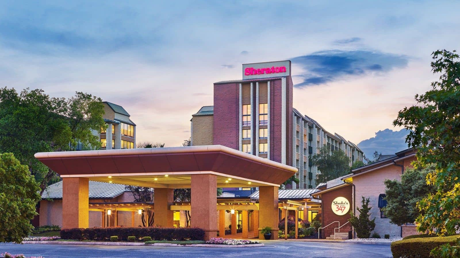 Sheraton Roanoke Hotel & Conference Center
