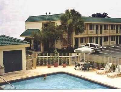 Masters Inn - Tampa Fairgrounds