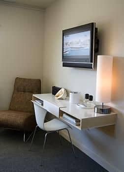 The Pearl Hotel