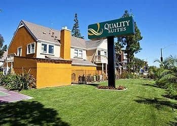 Quality Suites Anaheim Stadium