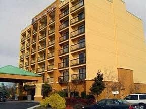 Comfort Suites