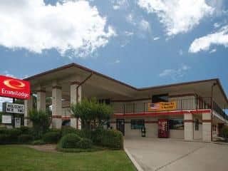 Econo Lodge East