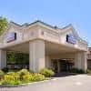 Howard Johnson Plaza Hotel