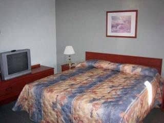 Econo Lodge Inn & Suites Cranbrook Econo Lodge Inn & Suites Cranbrook
