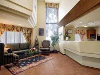 Comfort Inn (Simcoe) Comfort Inn (Simcoe)