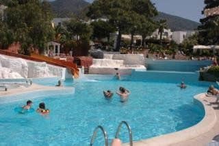 Onura Holiday Village