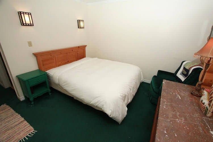 McLaren Lodge Bed & Breakfast