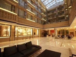 Xihua Business Hotel