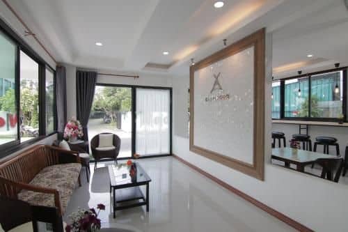 Gusto House
