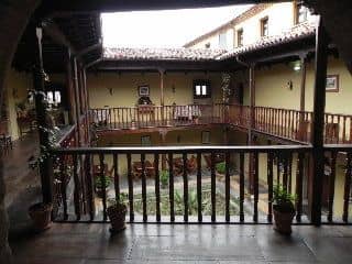 Castillo Valdes Salas