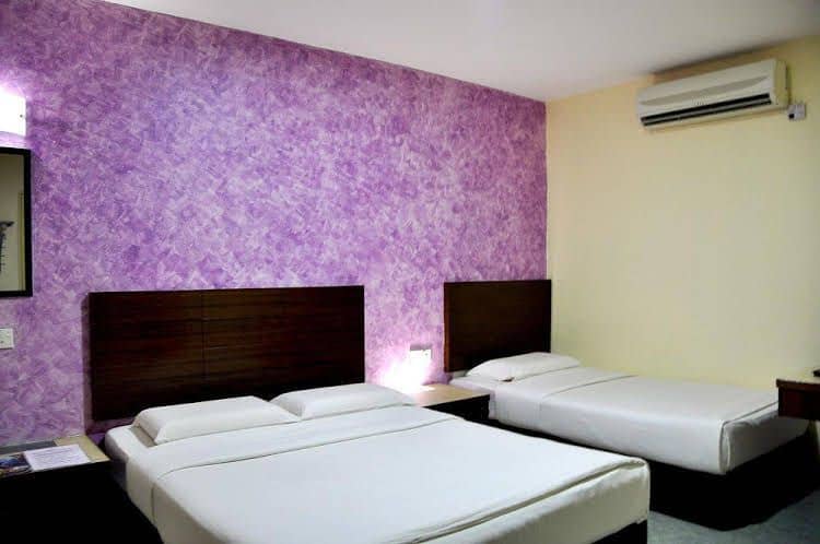 Golden Bay Hotel