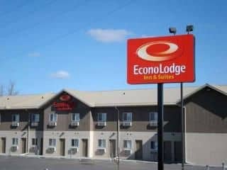 Econo Lodge Inn & Suites