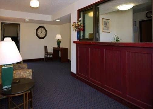 Country Hearth Inn