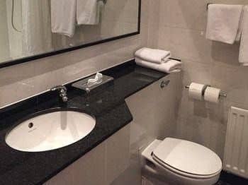 New Inn Hotel