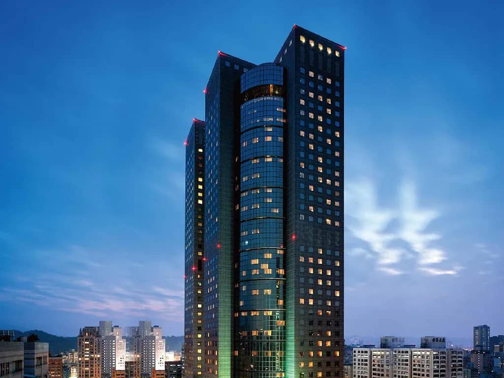 Shangri-La Far Eastern, Taipei