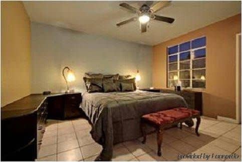 La Joya Inn- A Gay Men's Clothing Optional Resort