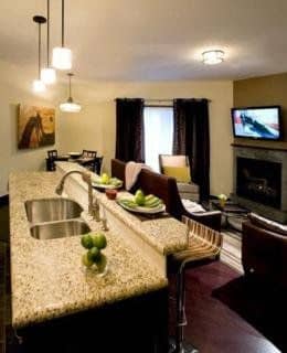 Grand Rockies Resort