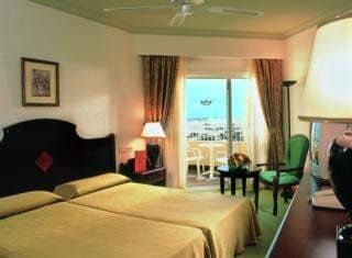 Riu Oliva Beach