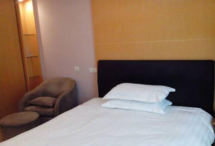 Shanghai Rong Hotel Apartment