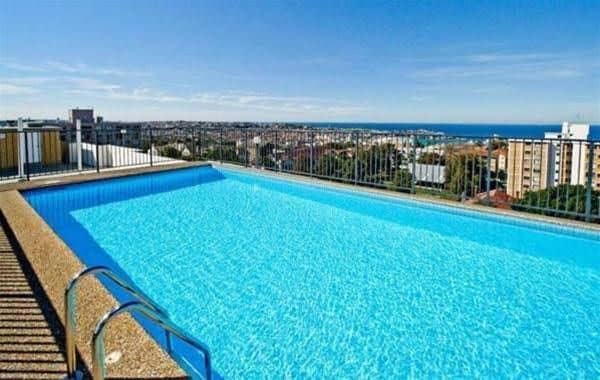 Bondi Breeze Apartment