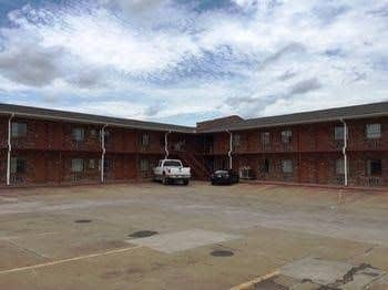 Heritage Inn Duncan HWY 81