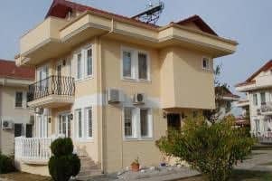 4 BR Villa Sleeps 8 - EOT 9442