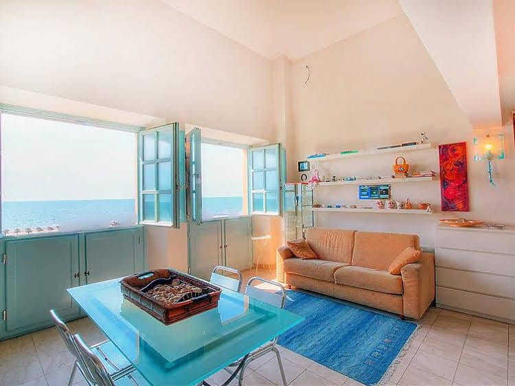 Suite 48 - INH 28587