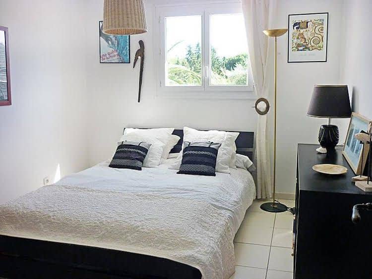 Clos Sainte Therese - INH 31354