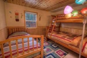 South Lake Tahoe - 4 BR Pet Friendly Private Hot Tub - LTA 8090