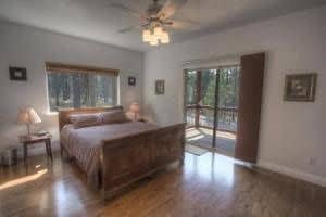 South Lake Tahoe - 5 BR Home Private Hot Tub - LTA 8107
