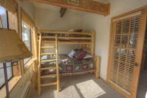 Stateline - 2 BR CondoSki-in Ski-out - LTA 8120
