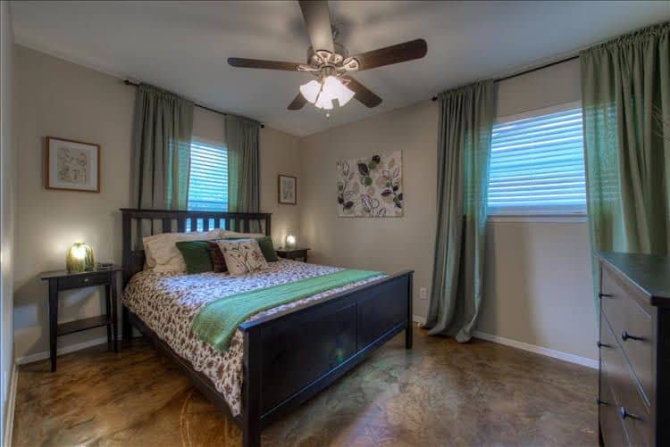 Austin - 4 BR Home Complete Remodel Fenced Yard - ALR 48338