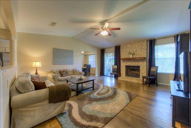 North Austin - 4 BR Home Community Pool - ALR 48342