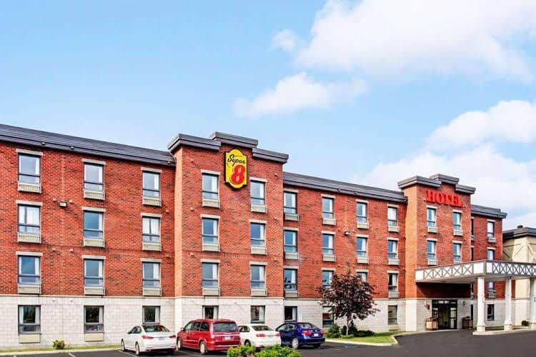 Super 8 Lachenaie/Terrebonne