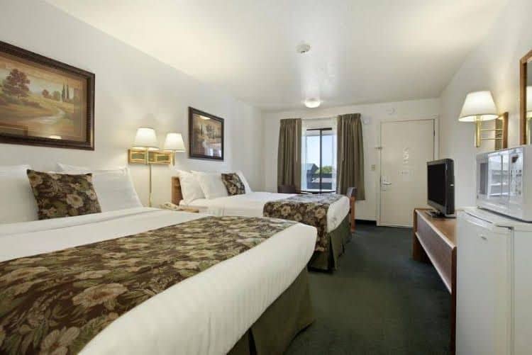 Super 8 Motel - Fort Bragg Super 8 Motel - Fort Bragg
