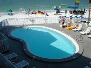 Pierview Hotel & Suites