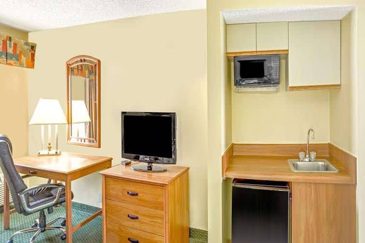 Days Inn Raleigh-Airport-Research Triangle Park