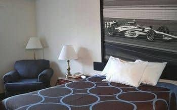 Super 8 Motel - Greenfield