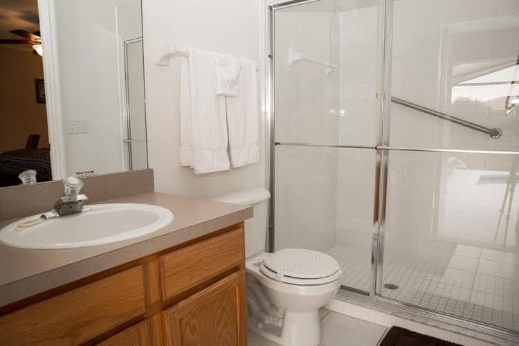 Hillcrest - 4 BR Private Pool Home - IPG 47094