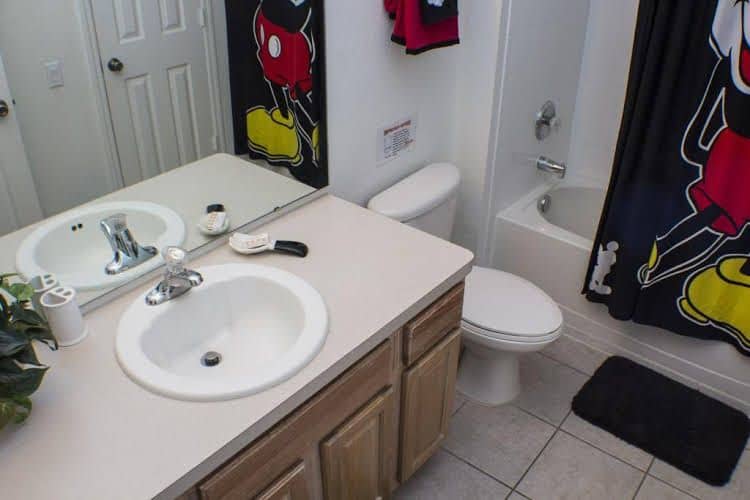 Windsor Hills - 5 BR Private Pool Home with Game Room South Facing - IPG 47051