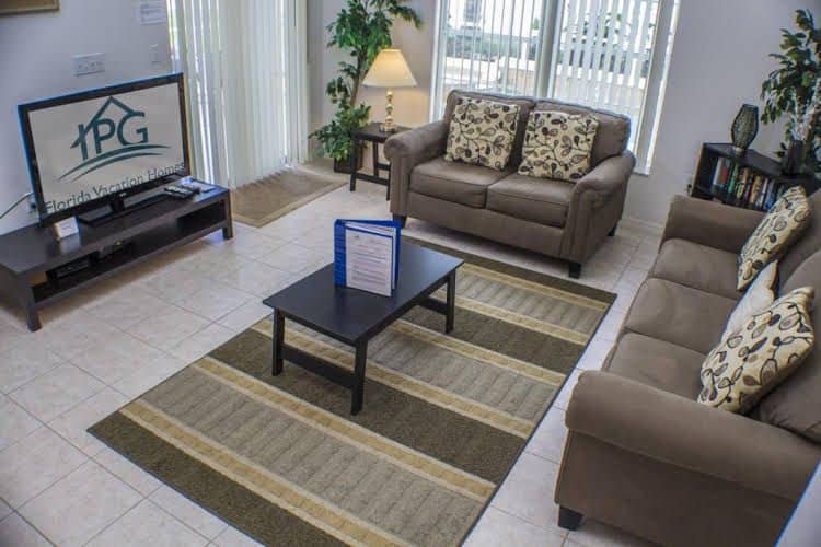 Rolling Hills - 4 BR Private Pool Home Lake View - IPG 47166