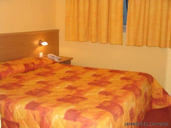 HOTEL AZUR MANDELIEU (EX-ARCANTIS) HOTEL AZUR MANDELIEU (EX-ARCANTIS)