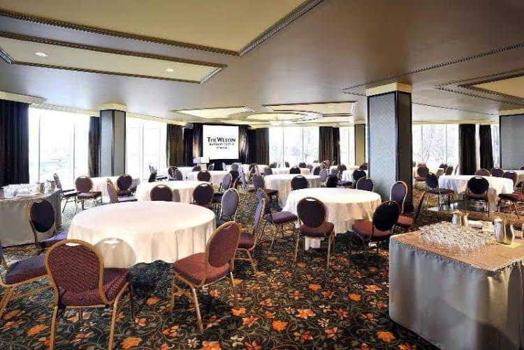WESTIN HARBOUR CASTLE WESTIN HARBOUR CASTLE