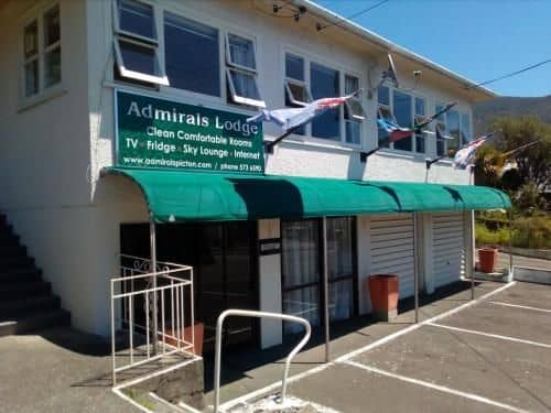 Admirals Lodge