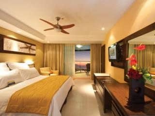 Sunset Plaza Beach Resort & Spa Sunset Plaza Beach Resort & Spa