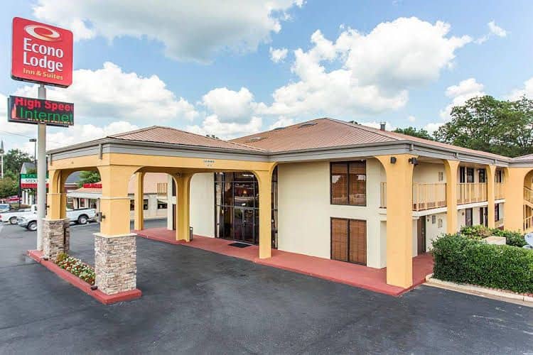 Econo Lodge Inn and Suites Econo Lodge Inn and Suites