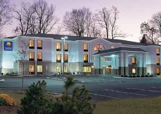 Comfort Inn & Suites Brandywine Valley