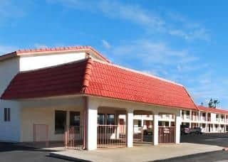 Rodeway Inn Near I-5